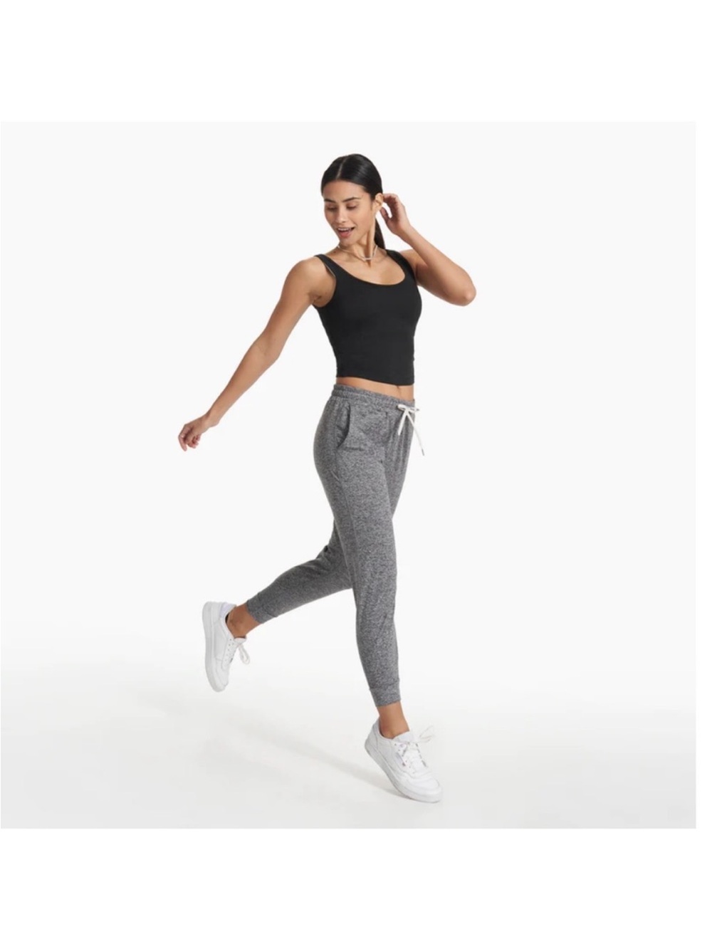 Vuori halo performance joggers pants heather gray cropped crop 25" inseam LK NEW